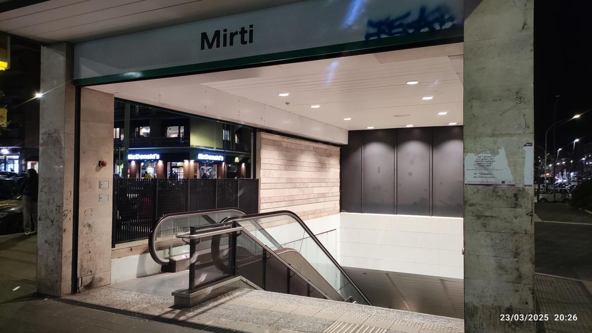 Metro Mirti Rome Suite エクステリア 写真